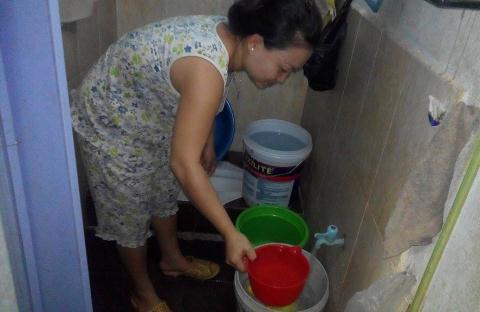 [-]96%[-]dân[-]Sài[-]Gòn[-]phải[-]xài[-]nước[-]bẩn?